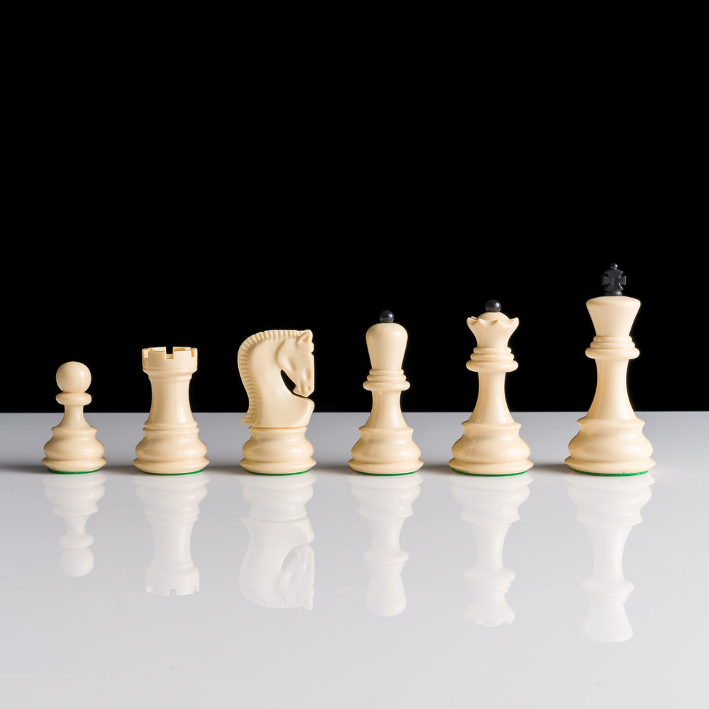 Black & White Chess Pieces - Zagreb Style - King Height 95mm